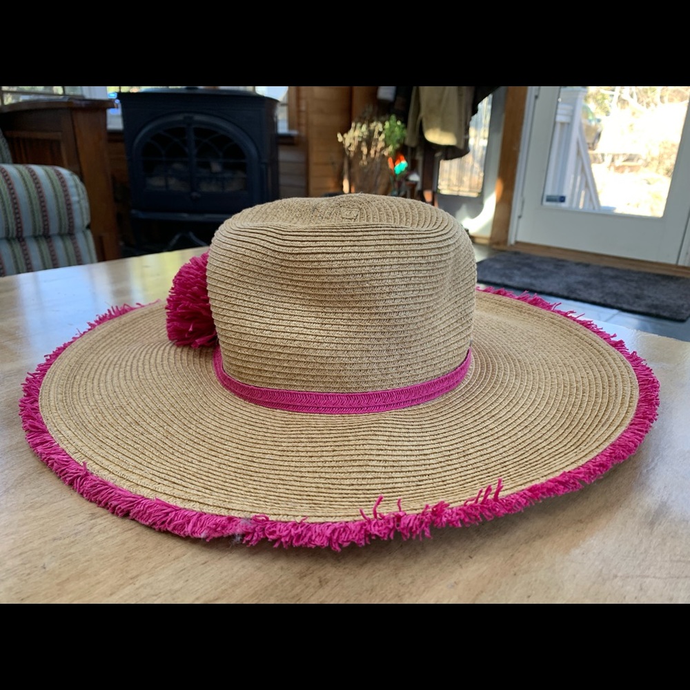 C.C. Prep Beach Hat - Picture 2 of 3